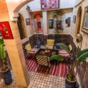 Konukevi Riad Tamazouzte
